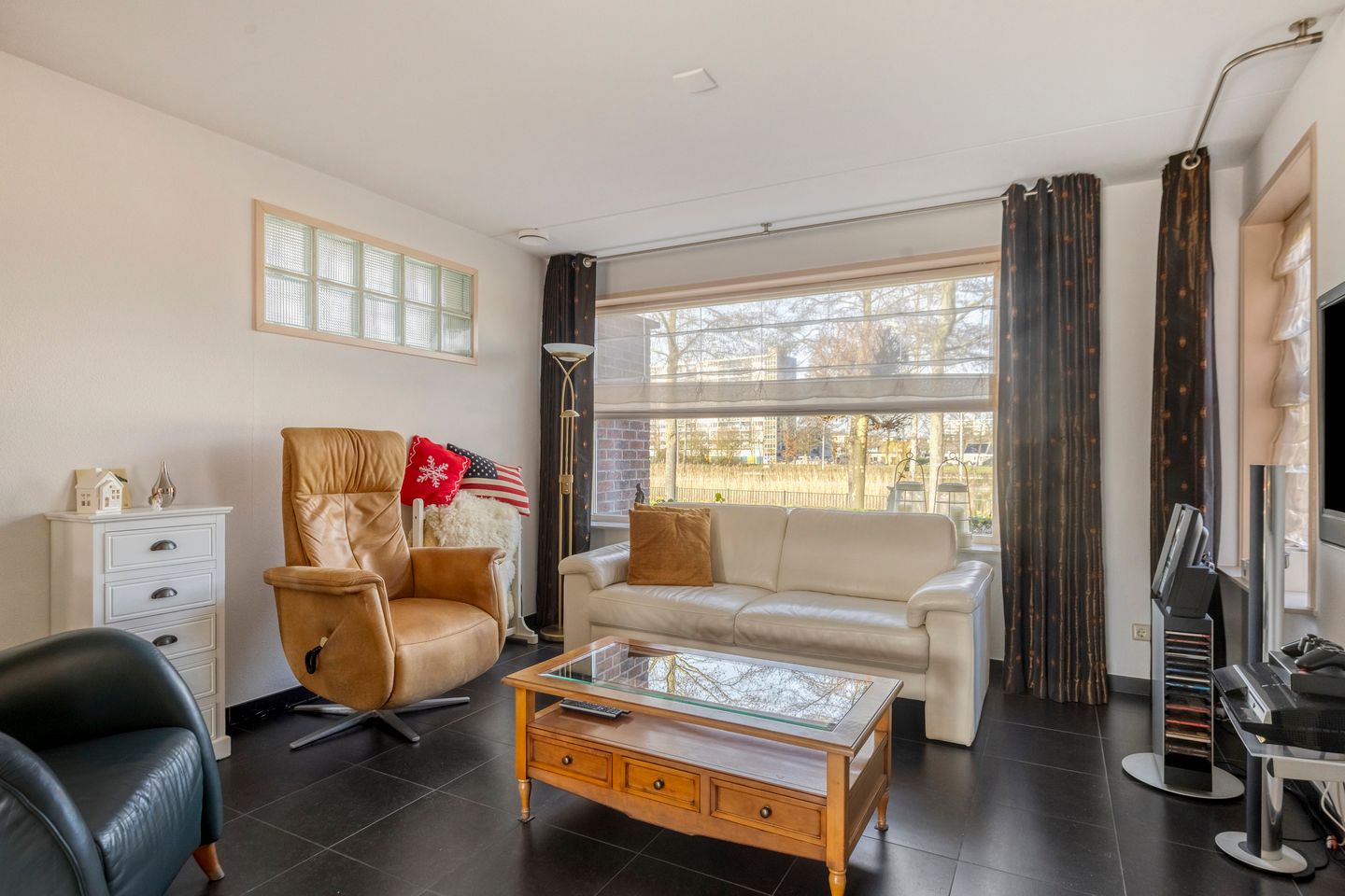 Foto 14 van John Lennonlaan 46