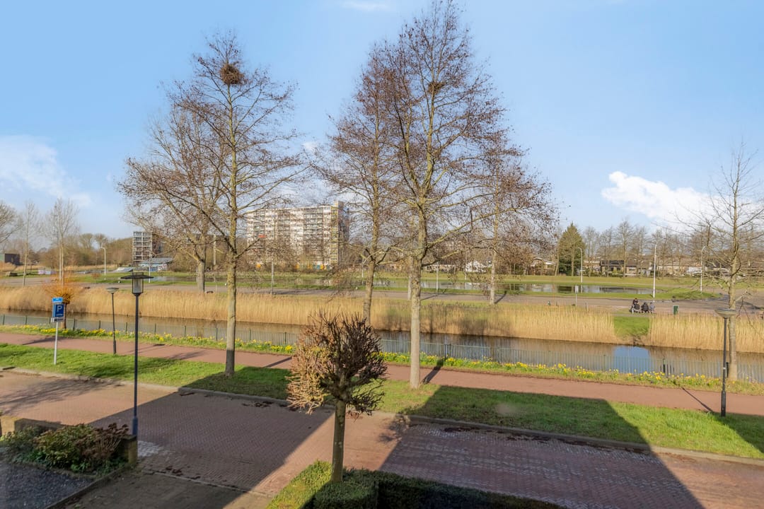 Foto 41 van John Lennonlaan 46