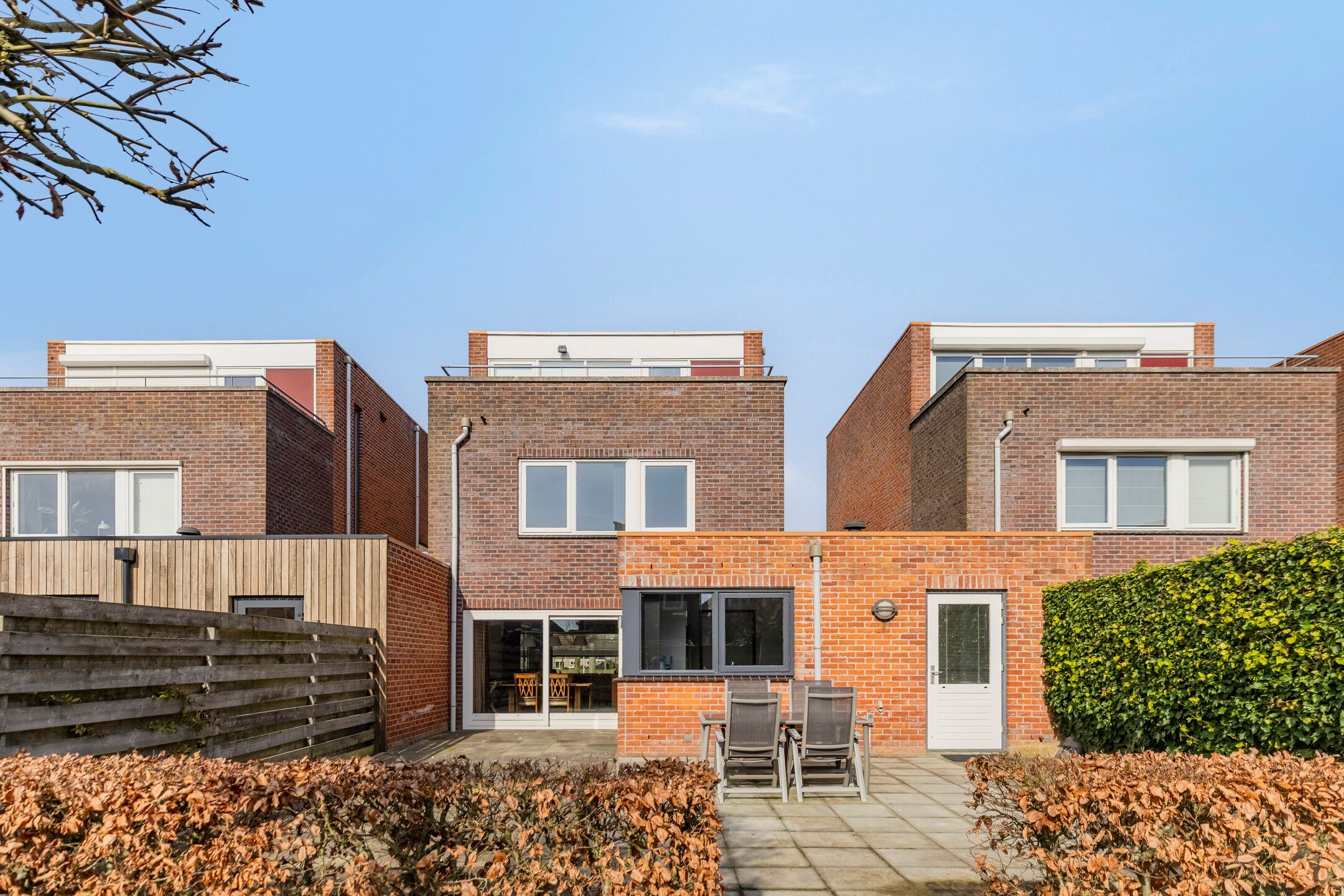 Foto 48 van John Lennonlaan 46