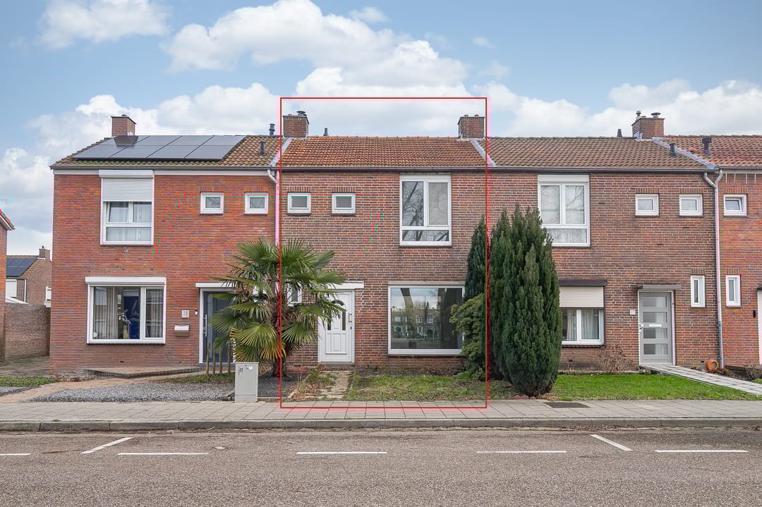 Photo 1 of Mgr. Feronlaan 25