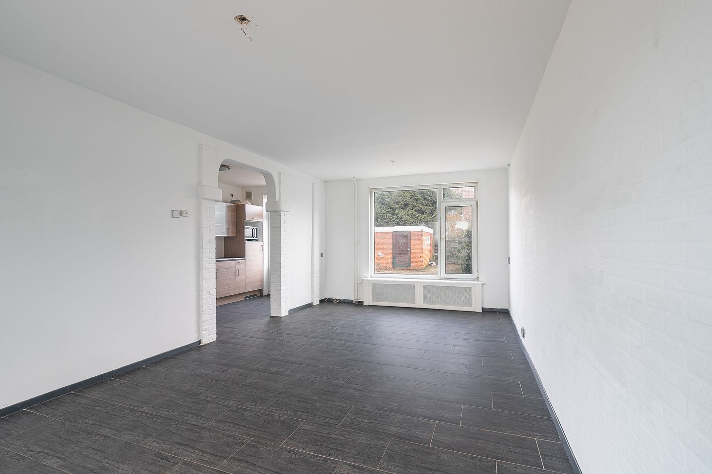 Photo 5 of Mgr. Feronlaan 25