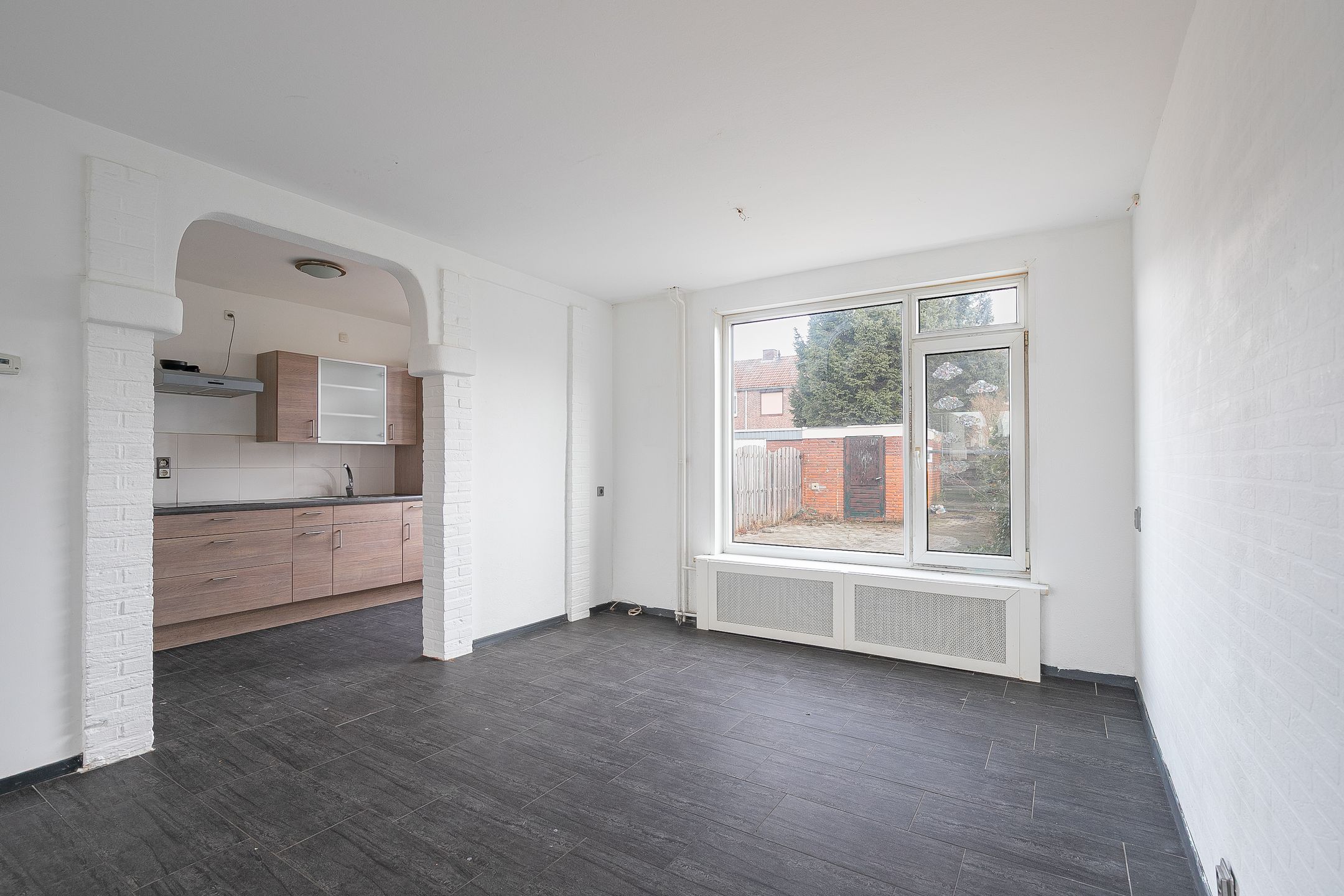 Photo 6 of Mgr. Feronlaan 25