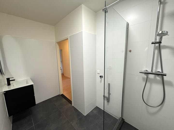 Photo 12 of Van Oldenbarneveltplaats 210