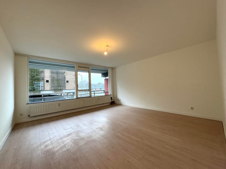 Foto 2 van Van Oldenbarneveltplaats 210