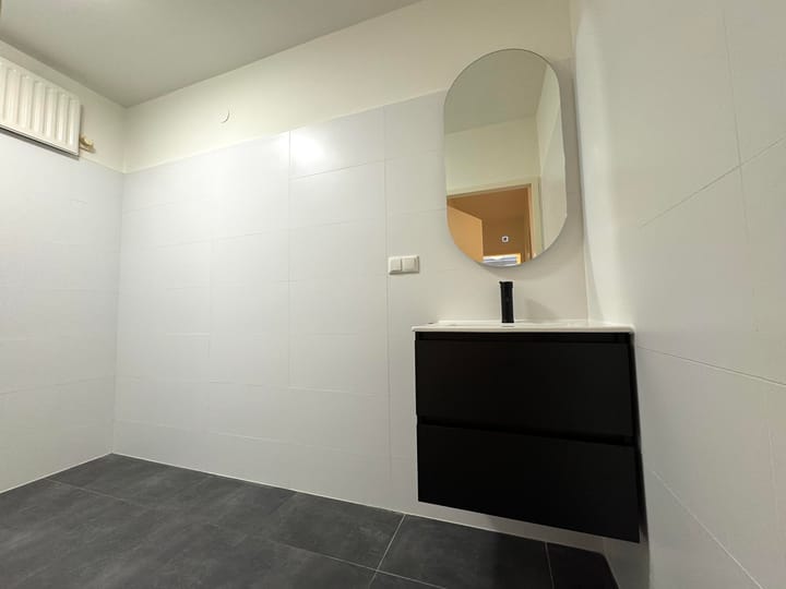 Photo 11 of Van Oldenbarneveltplaats 210