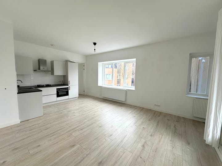 Foto 2 van Baanstraat 32-B