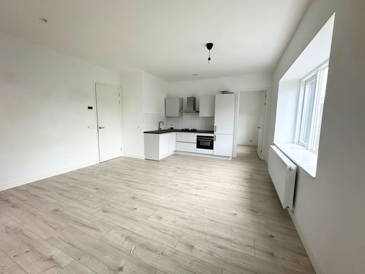 Foto 5 van Baanstraat 32-B