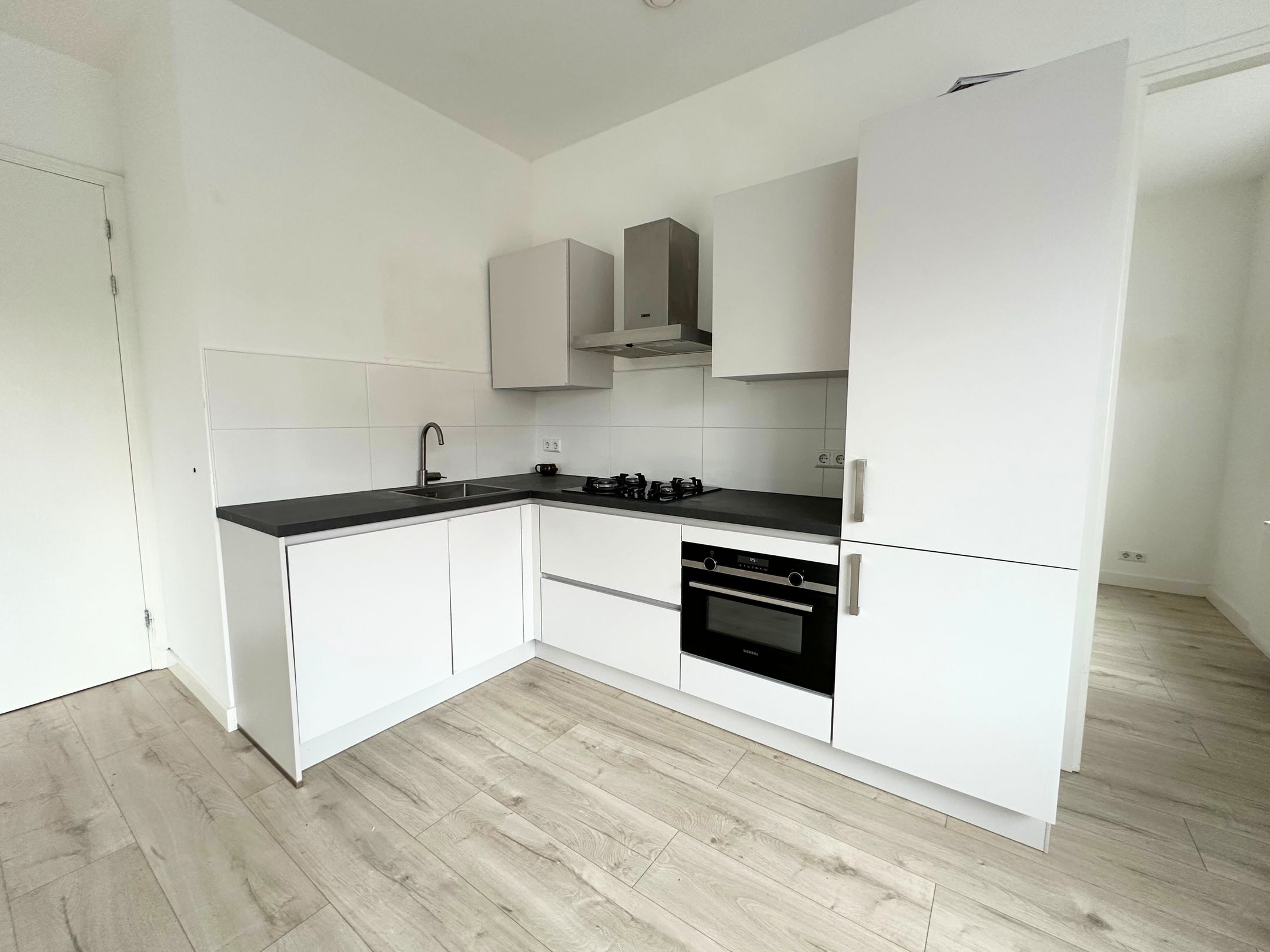 Photo 6 of Baanstraat 32-B