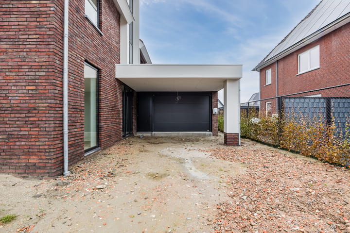 Vrijstaande woning te koop: Amerlaan 38, Fijnaart