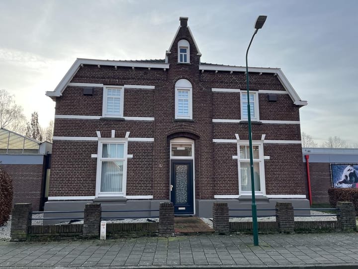 Foto 13 van Spoorstraat 17-A