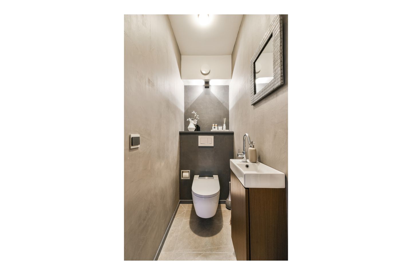 Photo 10 of Troelstraplein 8