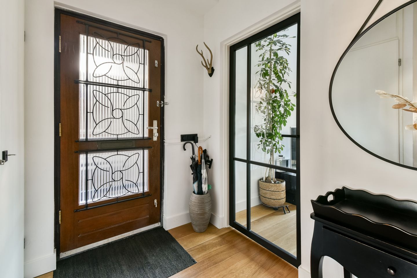 Photo 5 of Troelstraplein 8