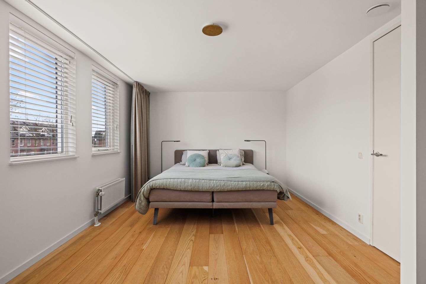 Foto 34 van Kamgras 44