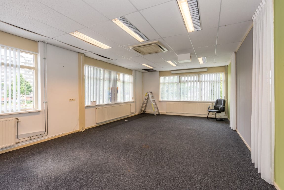 Bekijk foto 4 van Kattestaart 15