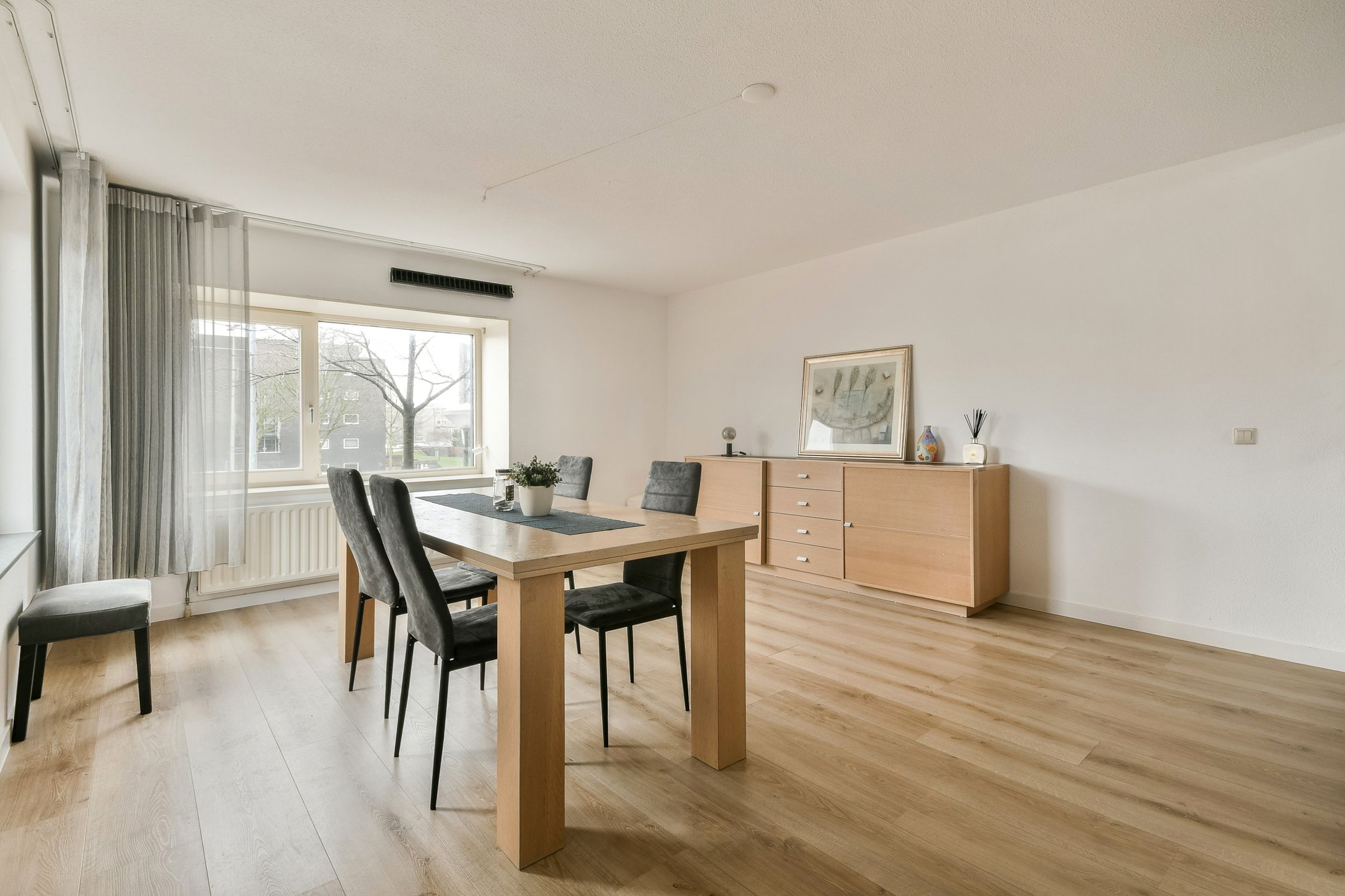 Spacious split-level corner home with park views in Amsterdam De Aker — 15