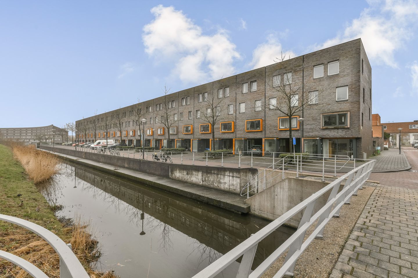 Spacious split-level corner home with park views in Amsterdam De Aker — 29