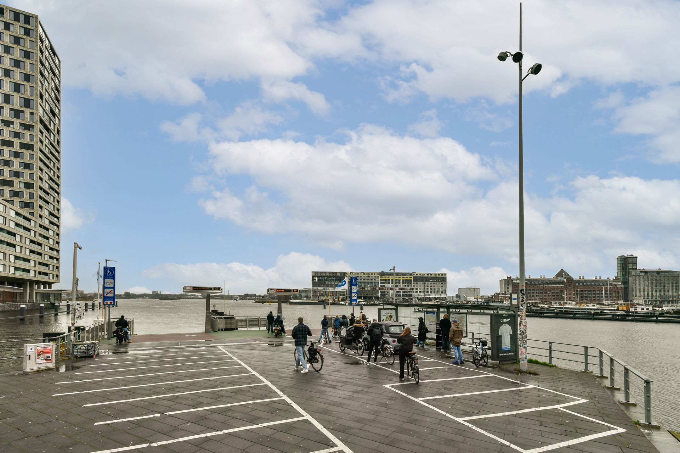 Foto 30 van Houthavenkade 128