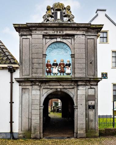 Photo 4 of Torenstraat 21