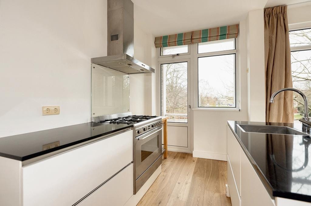 Foto 19 van Thérèse Schwartzestraat 18