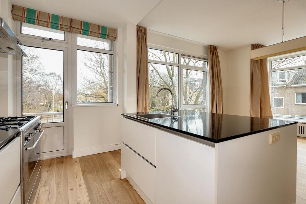 Foto 20 van Thérèse Schwartzestraat 18