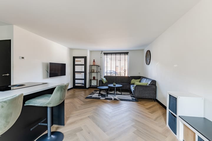 Modern Move-In Ready Corner Home with 4 Bedrooms and Lovely Garden in Berkel-Enschot — 16
