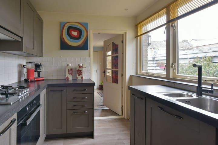 Comfortable terraced home with work space in Hoorn Noord — 13