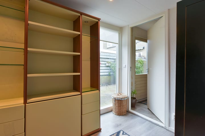 Comfortable terraced home with work space in Hoorn Noord — 19