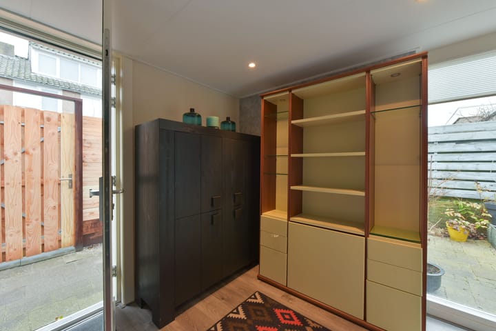 Comfortable terraced home with work space in Hoorn Noord — 21