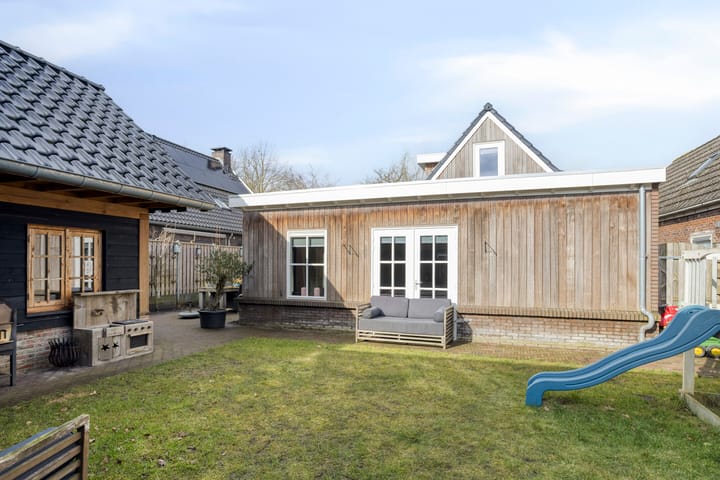 Foto 3 van Heuvelenweg 13