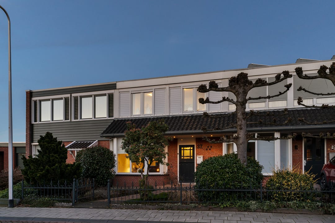 Foto 13 van Möllenbergstraat 37