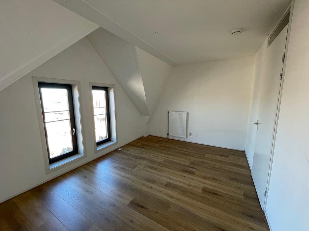 Foto 11 van Madurastraat 126