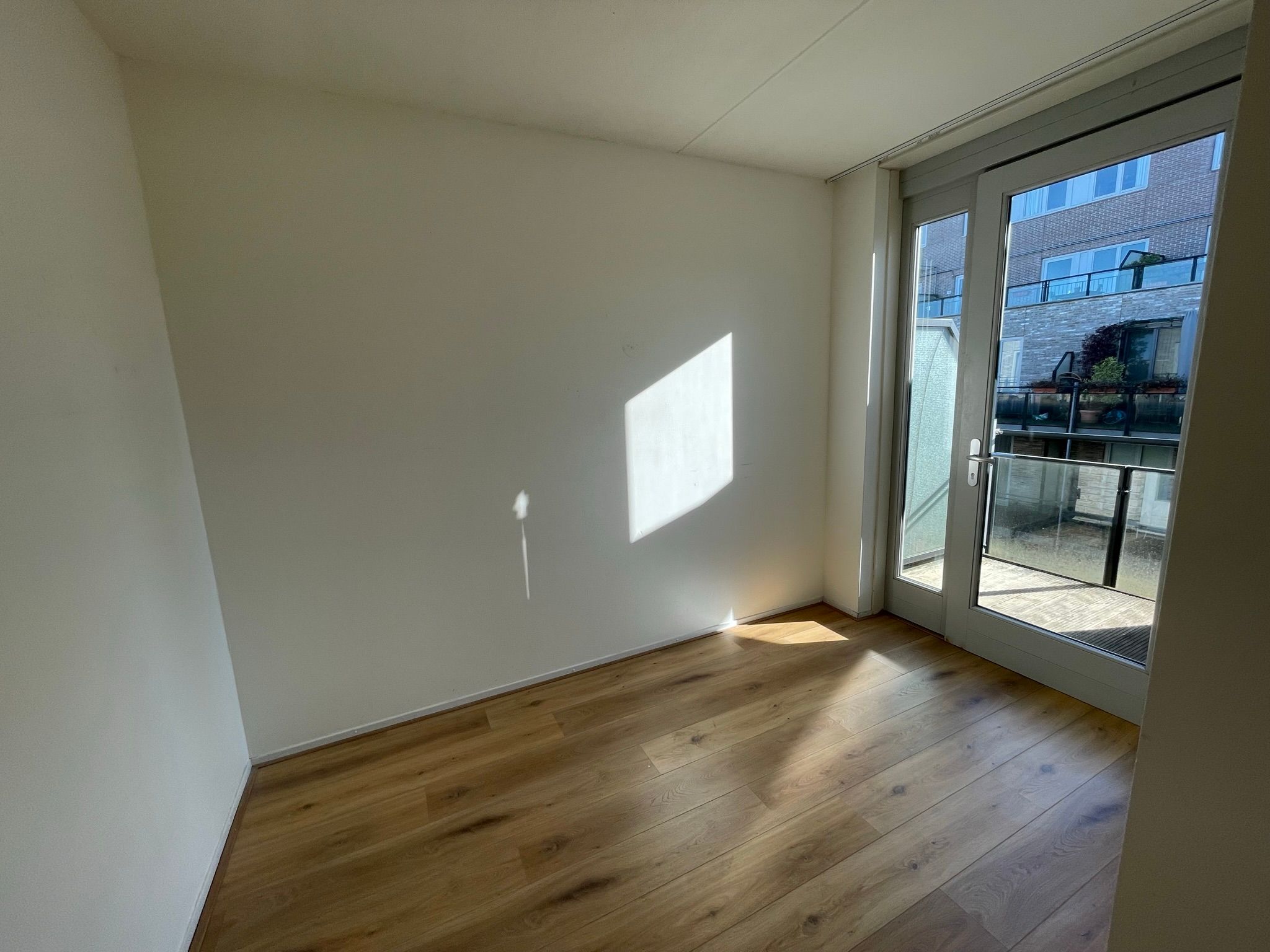 Foto 15 van Madurastraat 126