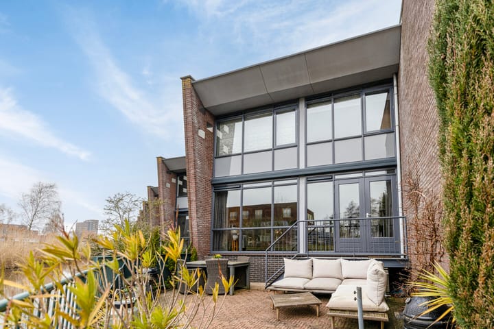 Photo 4 of Lotusstraat 16