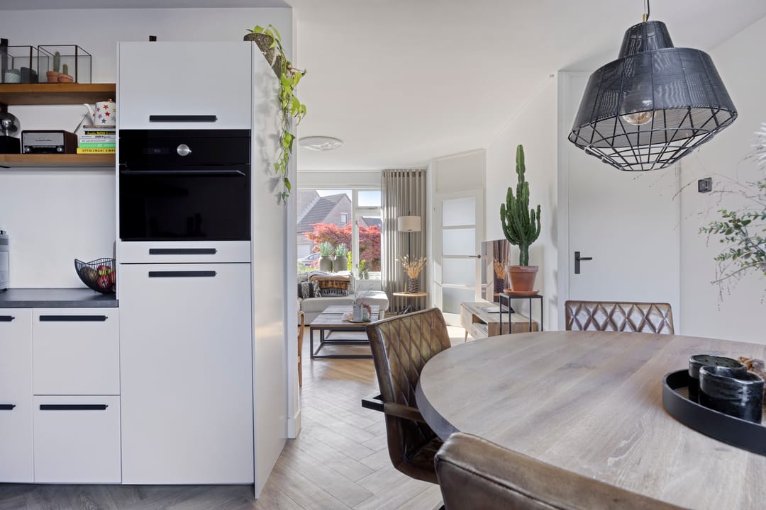 Photo 16 of Anemoonstraat 44