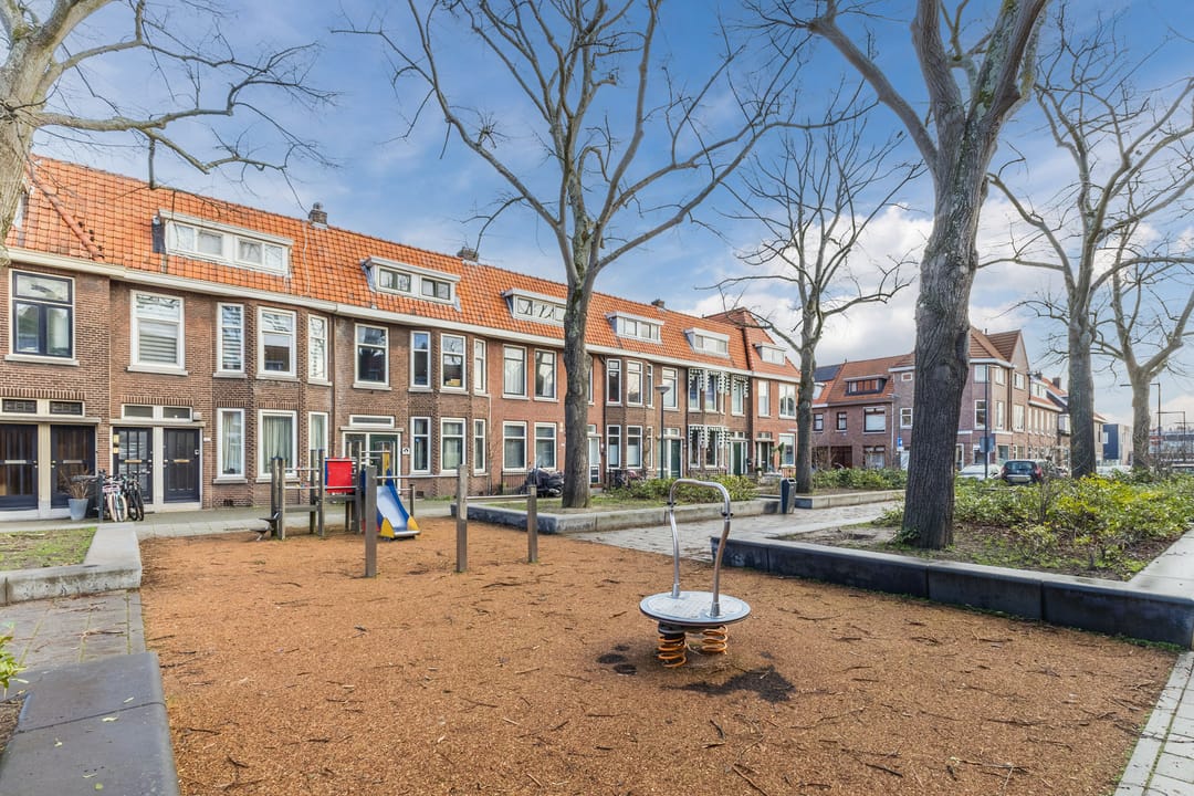 Foto 31 van Dirk van Wassenaarstraat 12-A