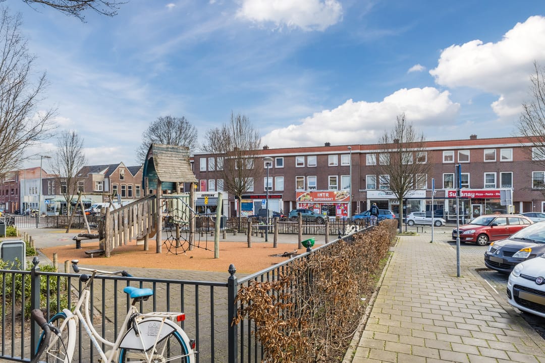 Foto 32 van Dirk van Wassenaarstraat 12-A