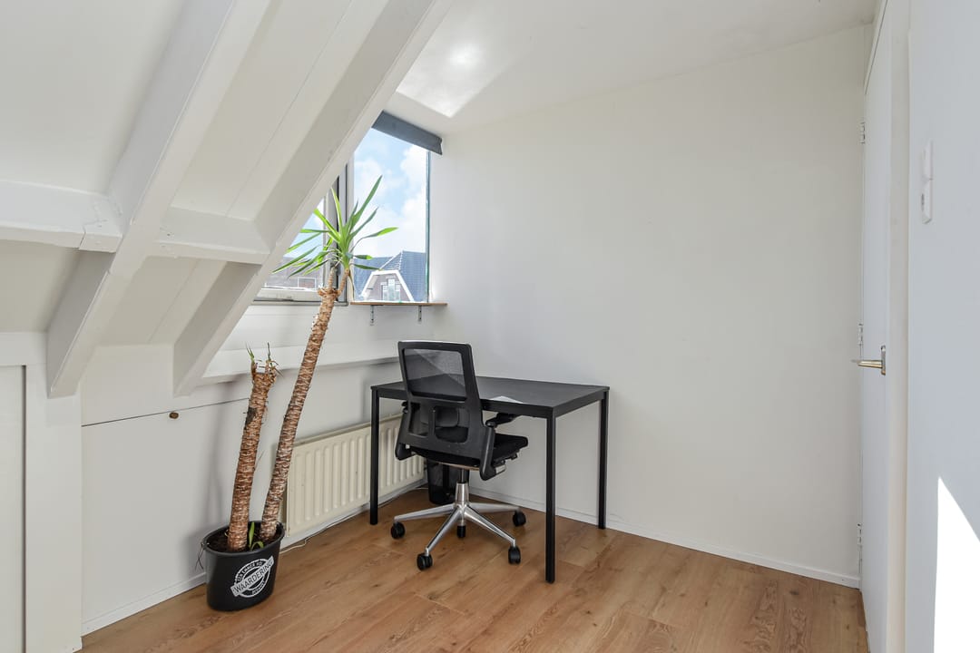 Photo 32 of Doctor van Noortstraat 73