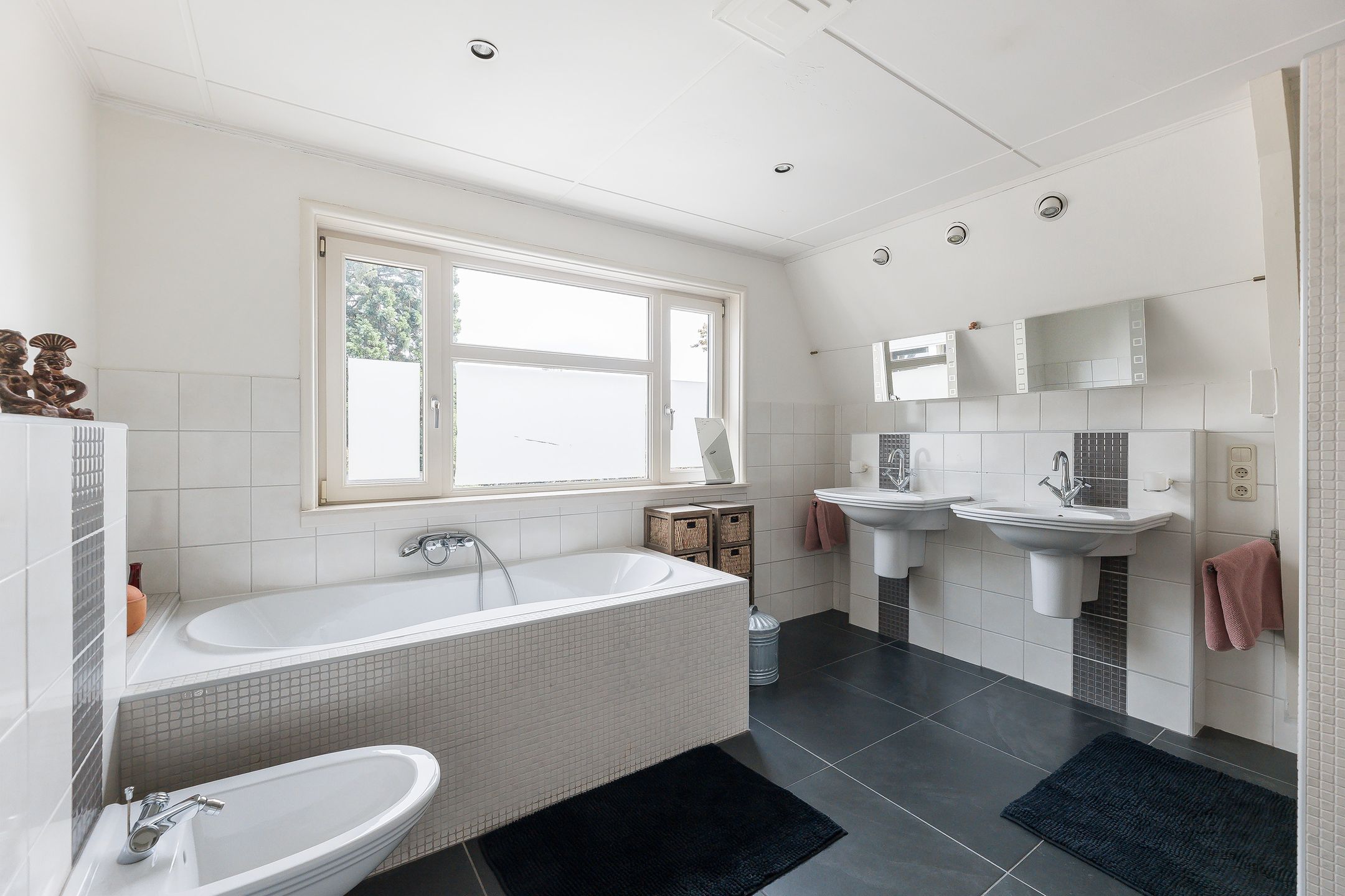 Foto 24 van Haaksbergerstraat 185