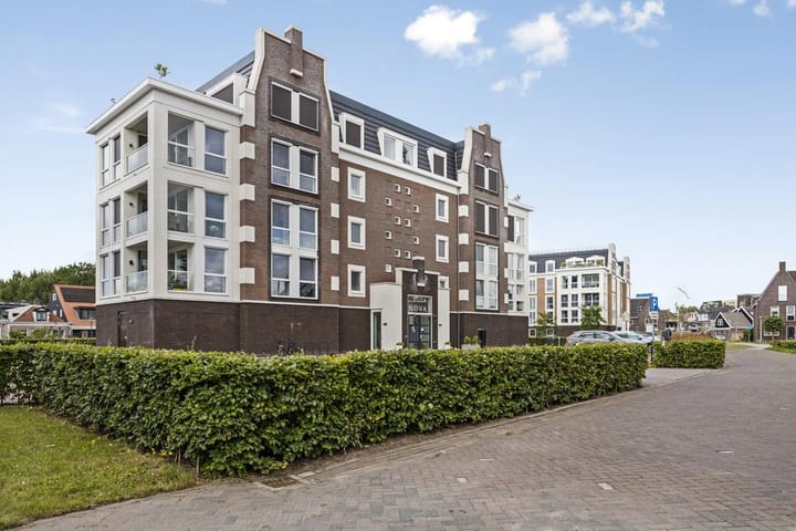 Waterloop 1-102 main image