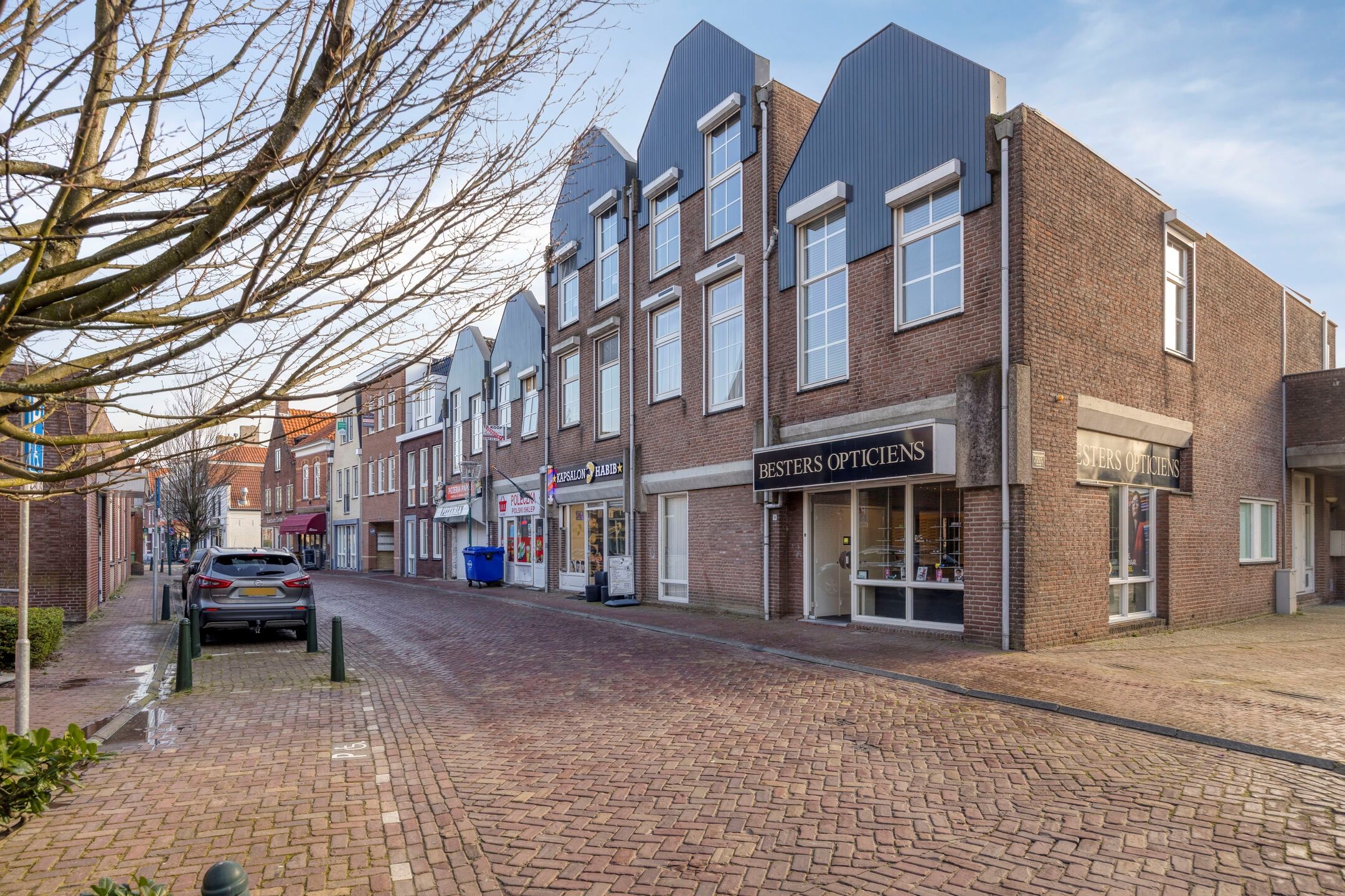 Raadhuisplein 11 
