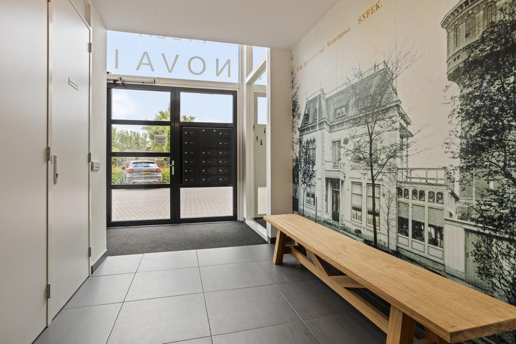 Photo 8 of Waterloop 1-102