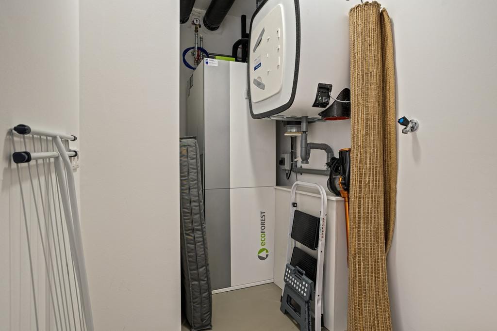 Photo 43 of Waterloop 1-102