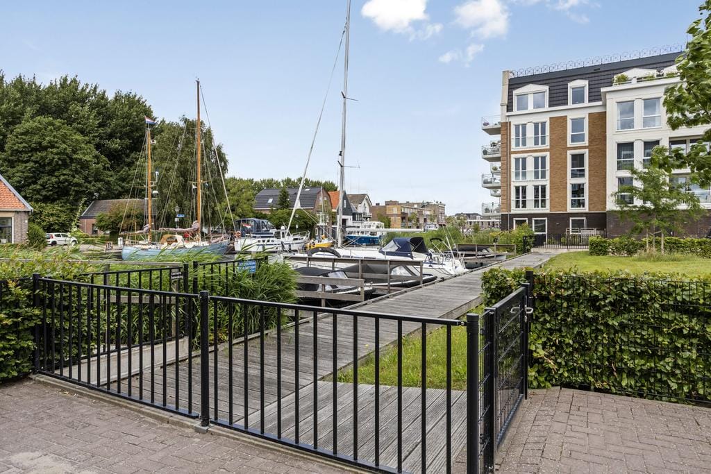 Photo 45 of Waterloop 1-102