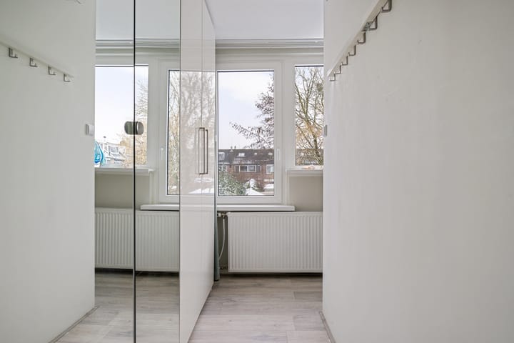 Spacious move-in ready family home near the Wolderwijd — 58