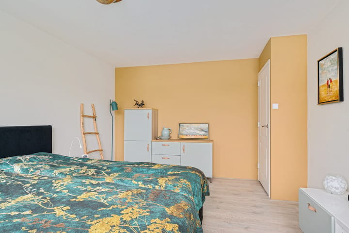 Spacious move-in ready family home near the Wolderwijd — 64
