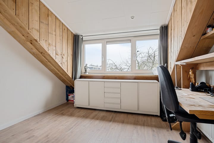 Spacious move-in ready family home near the Wolderwijd — 66