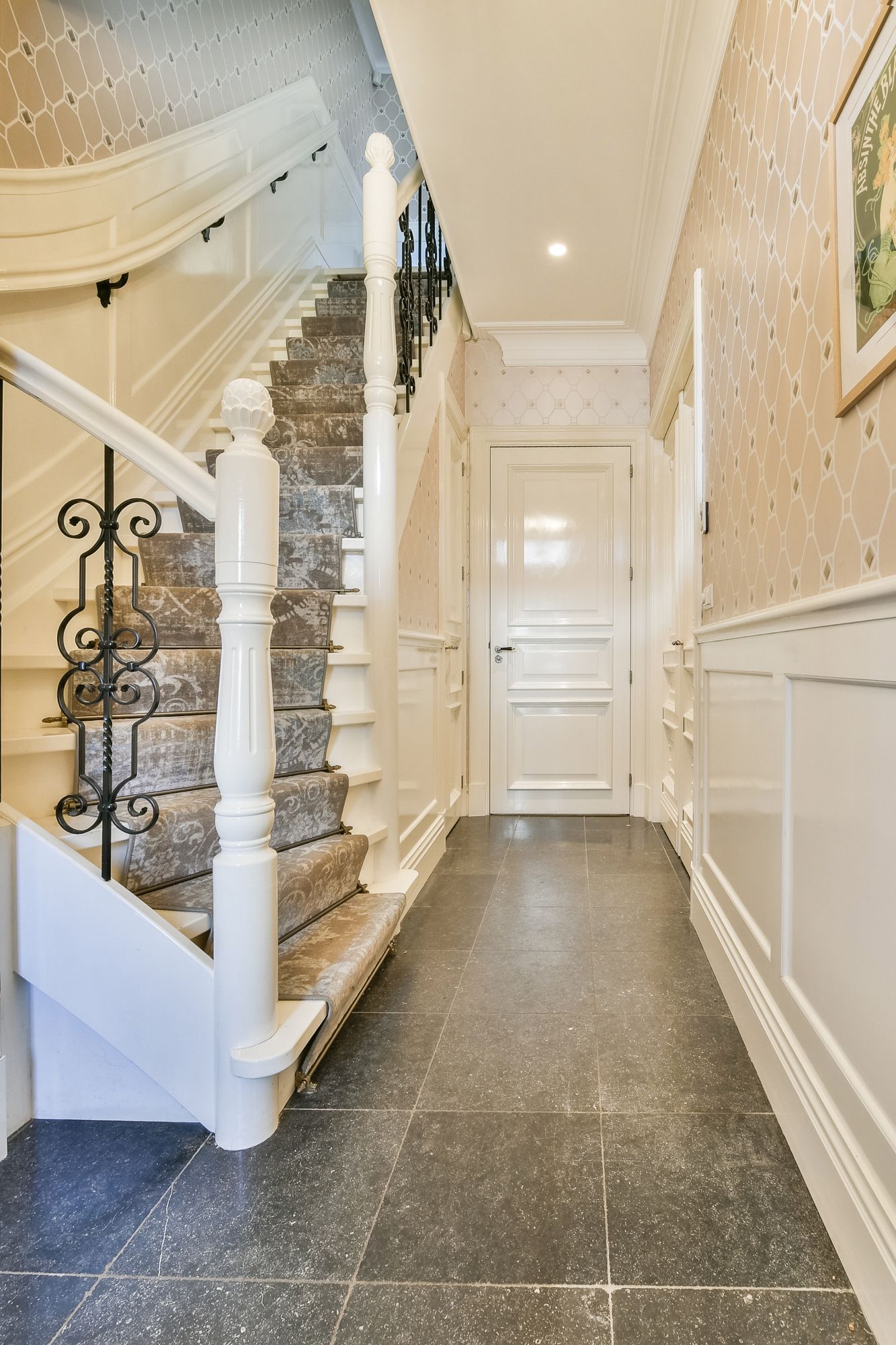 Photo 12 of Raadhuislaan 2