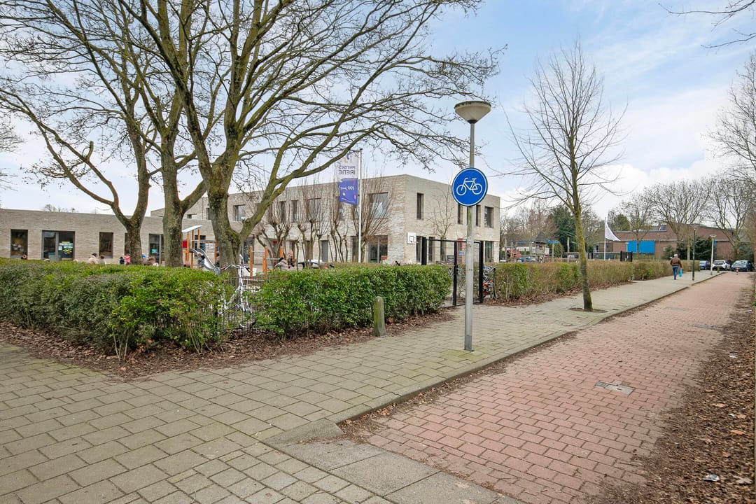 Foto 43 van Pinksterbloemstraat 7