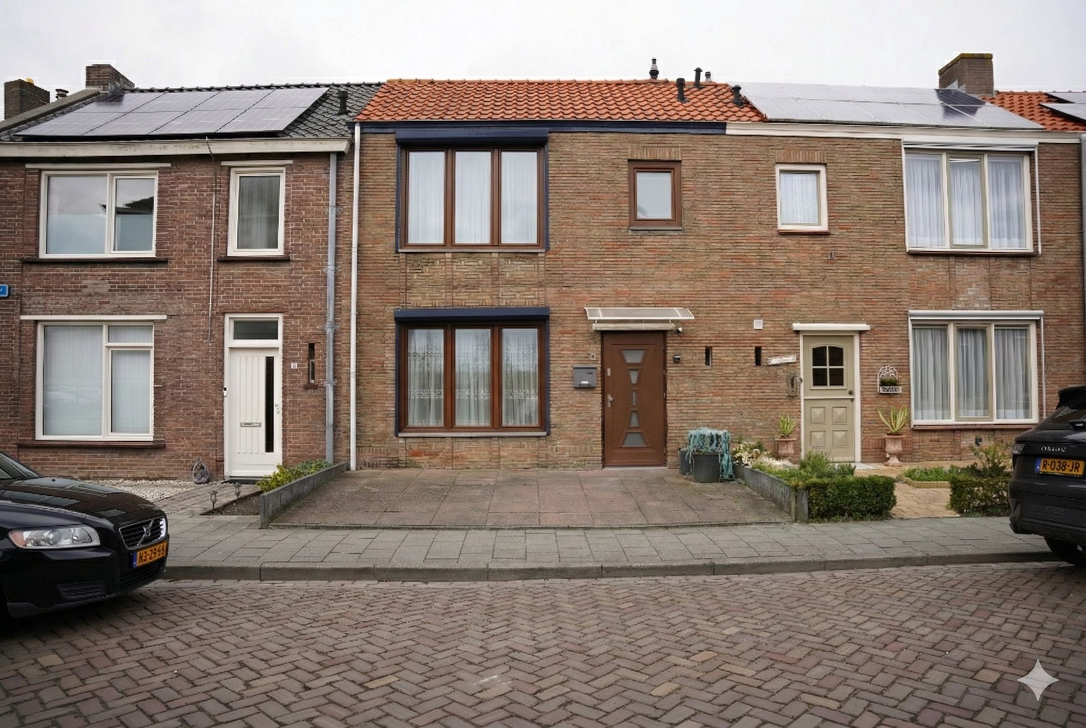 Photo 42 of Mr. J.E. Risseeuwstraat 3