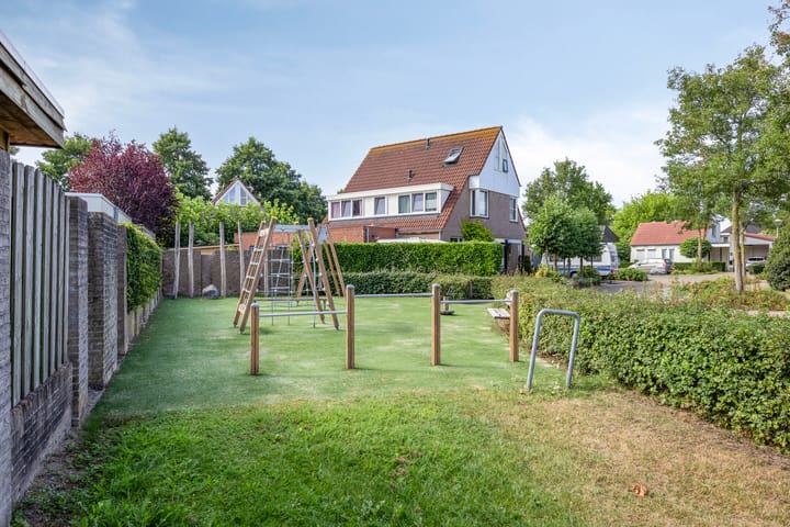 Photo 39 of Mutjeskamp 2